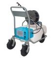 Opryskiwacz wózkowy elektryczny akumulatorowy MASTERCUT 60l 12v 12ah-2.jpg