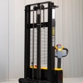 Wózek elektryczny podnośnikowy magazynowy VIBER-SYSTEM WE1540R 1500 kg  4 m-5.webp